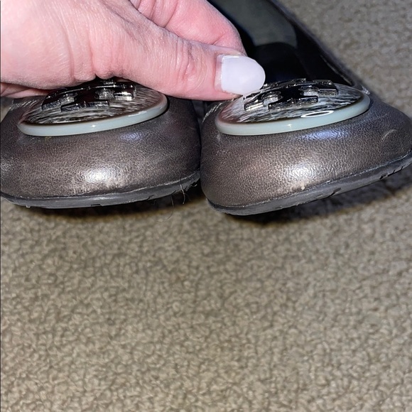 Tory Burch Gray Women's Pumps - Picture 5 of 9